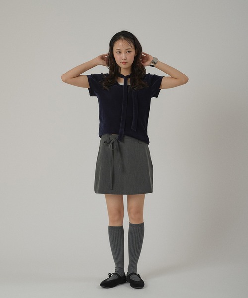 MUHET(ミュエータ)の「sheer velours front tie design top / シアーベロアフロントタイデザイントップス(Tシャツ/カットソー・レディース・ネイビー/ピンク/ブラウン・FREE)」の9枚目の写真