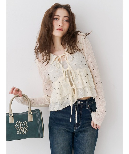 EVRIS（エヴリス）の「スタッズレースリボンシャツ（シャツ/ブラウス・レディース・アイボリー/ブラック・FREE）」の20枚目の写真