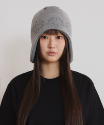 9999ARCHIVE（9999アーカイブ）の「Linking Flower Jacquard Earmuffs（ニットキャップ/ビーニー）」