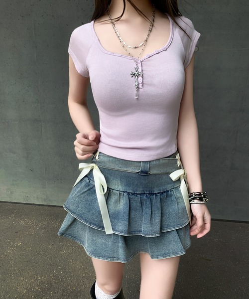 VEILA(ヴェイラ)の「リボンデザインフリルデニムミニスカート(スカート・レディース・ブラック/ブルー・L/M/S)」の12枚目の写真