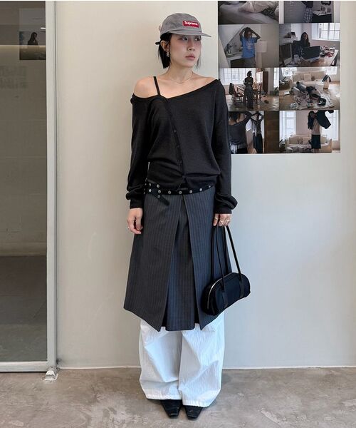 DIAGONAL(ダイアゴナル)の「OFF SHOULDER STRAP CARDIGAN (charcoal)(カーディガン/ボレロ・レディース・その他・FREE)」の8枚目の写真