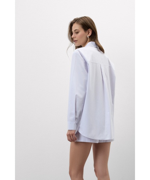 Intimissimi(インティミッシミ)の「"Love Me Tender" ストライプ コットンファブリック シャツ(シャツ/ブラウス・レディース・ライトパープル・M/S/L)」の5枚目の写真