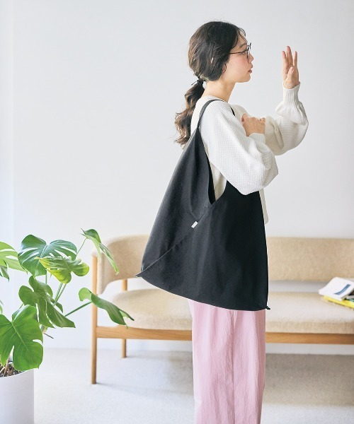 and myera（アンド マイラ）の「ａｎｄ　ｍｙｅｒａ　鹿の子のコットンセーター（ニット/セーター・レディース・チャコール/ホワイト/ライトブルー・LL/L/M/S）」の14枚目の写真