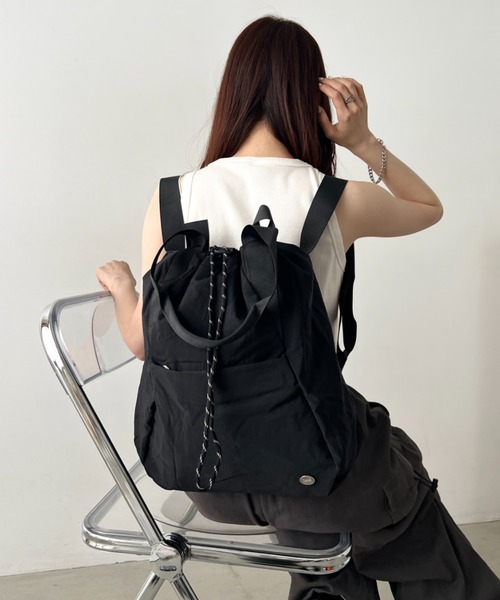 wears(ウェアーズ)の「【A4収納可】2wayドローストリングナイロンバックパック トートバッグ(バックパック/リュック・レディース・ブラック/ベージュ/ライトベージュ・FREE)」の14枚目の写真