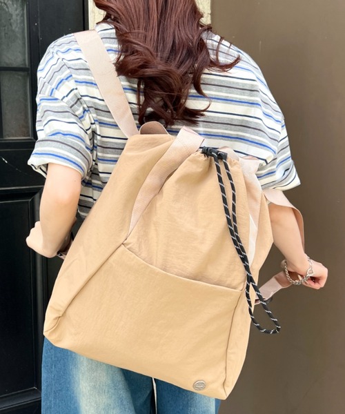 wears(ウェアーズ)の「【A4収納可】2wayドローストリングナイロンバックパック トートバッグ(バックパック/リュック・レディース・ブラック/ベージュ/ライトベージュ・FREE)」の20枚目の写真