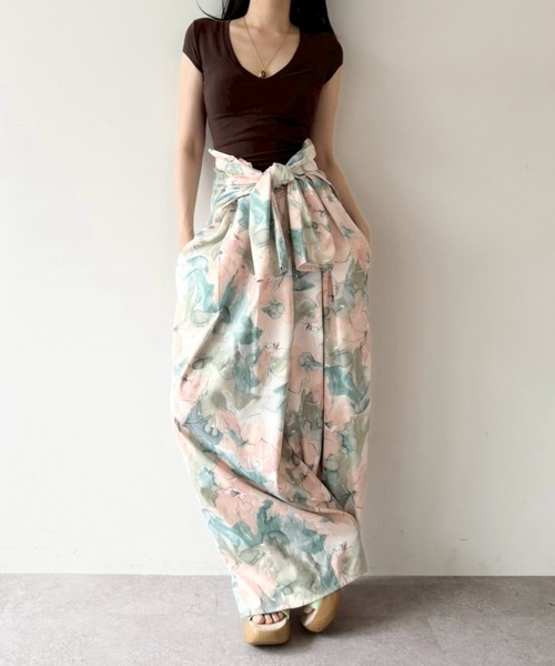 flaeu(フラユ)の「Blur Flower All-in-One(つなぎ/オールインワン・レディース・ピンク/ブルー・1/2)」の21枚目の写真