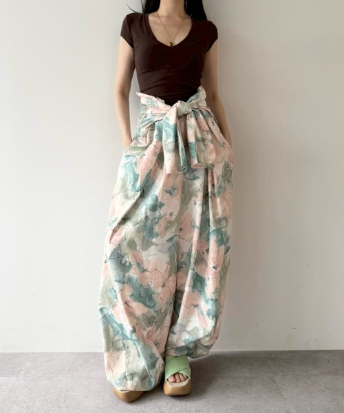 flaeu(フラユ)の「Blur Flower All-in-One(つなぎ/オールインワン・レディース・ピンク/ブルー・1/2)」の22枚目の写真