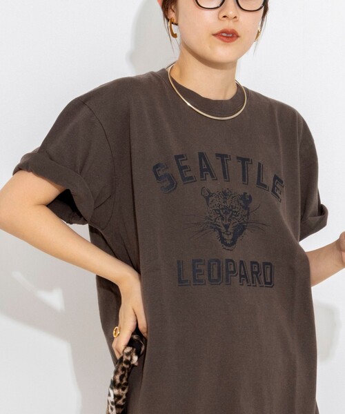 Rie Miller（リエミラー）の「【GULFCOAST SPORTSWEAR/ガルフ コースト スポーツウェア】別注プリントＴシャツ（Tシャツ/カットソー・レディース・ホワイト系その他3/ブラック系その他3/ベージュ系その他3/ブルー系その他7/ホワイト系その他4/ブラック系その他2/ベージュ系その他2・38）」の21枚目の写真