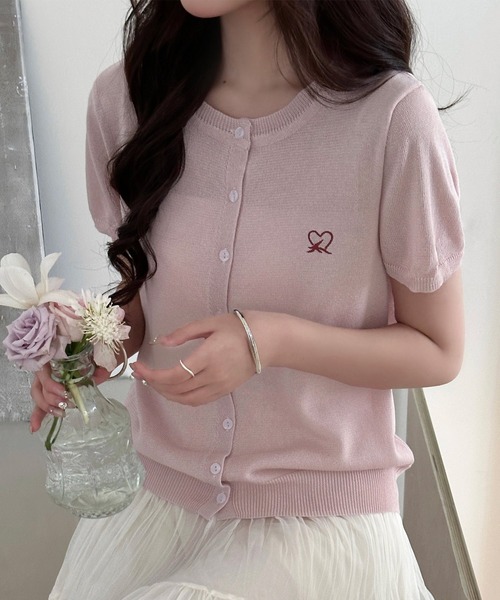 DAY CLOSET(デイ クローゼット)の「【ほどよい透け感】半袖ハートワンポイント サマー ニット カーディガン レディース(カーディガン/ボレロ・レディース・ブラック/イエロー/ライトブルー/アイボリー/ピンク・FREE)」の5枚目の写真