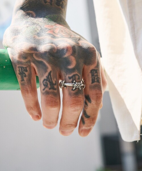 Subciety(サブサエティ)の「Barbed wire ring(リング・メンズ・シルバー・15号/21号/19号/17号)」の17枚目の写真