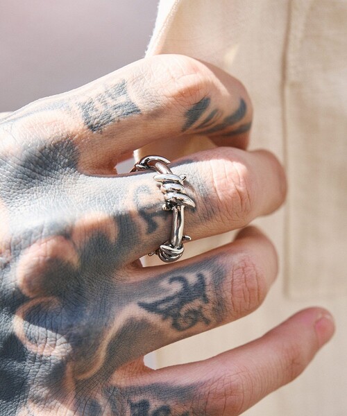 Subciety(サブサエティ)の「Barbed wire ring(リング・メンズ・シルバー・15号/21号/19号/17号)」の20枚目の写真