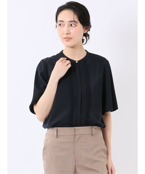 m.f.editorial（エムエフエディトリアル）の「【接触冷感 速乾 UV ストレッチ】m.f.エディトリアル レディース バンドカラー 半袖 比翼 ブラウス（シャツ/ブラウス・レディース・ネイビー/ホワイト/ライトグレー・MEDIUM/LARGE）」の3枚目の写真