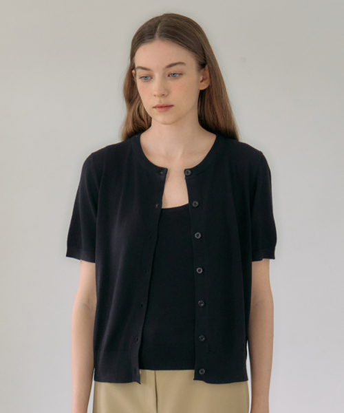 Ellioti（エリオティ）の「Pera Set-up Half Knit Ts_3Color（カーディガン/ボレロ・レディース・ブラック/アイボリー/チャコール・FREE）」の4枚目の写真