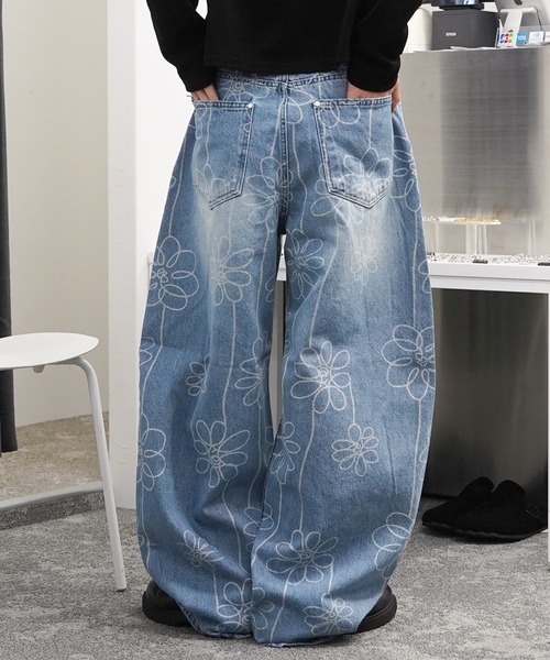 GLARE(グレア)の「【GLARE】フラワー抜染 バルーンデニムパンツ / Floral Dye-Out Balloon Denim Pants(デニムパンツ・メンズ・ブルー/ブラック・L/M/S)」の12枚目の写真