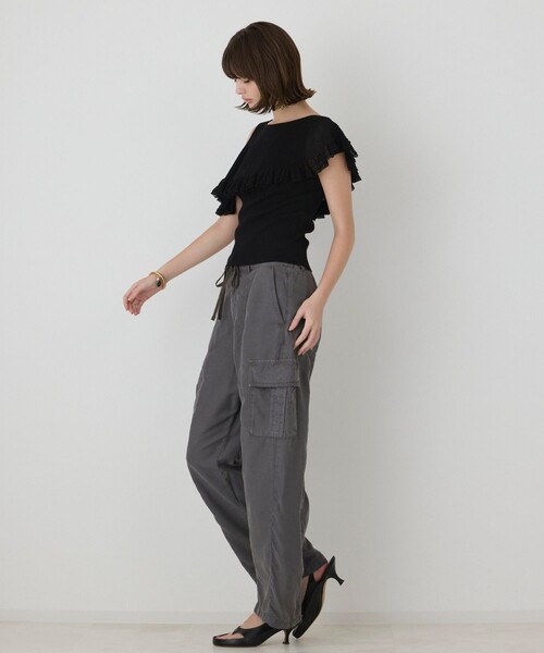 GRACE CONTINENTAL(グレースコンチネンタル)の「ツイルカーゴパンツ(カーゴパンツ・レディース・チャコールグレー/カーキ・38/36)」の14枚目の写真