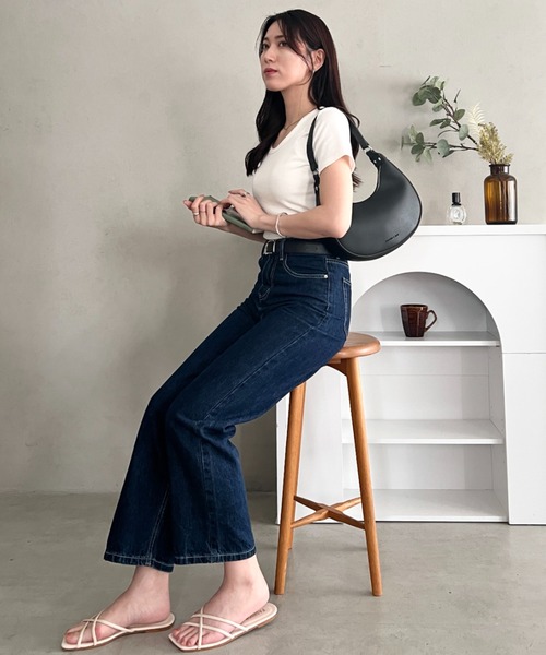 wears(ウェアーズ)の「ハーフムーンショルダーバッグ ワンハンドルハンドバッグ(ハンドバッグ・レディース・アイボリー/グレイッシュベージュ/ブラック・FREE)」の9枚目の写真