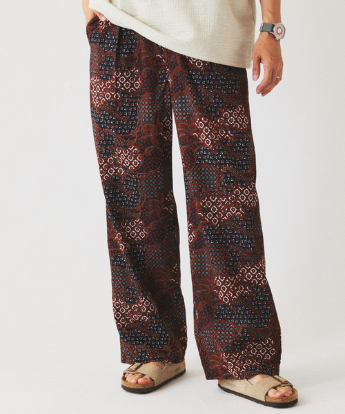 JOURNAL STANDARD relume(ジャーナルスタンダード レリューム)の「インドネシア バティック イージーパンツ(その他パンツ・メンズ・ブラウン/チョコ/ブラウン系その他・MEDIUM/LARGE)」の1枚目の写真