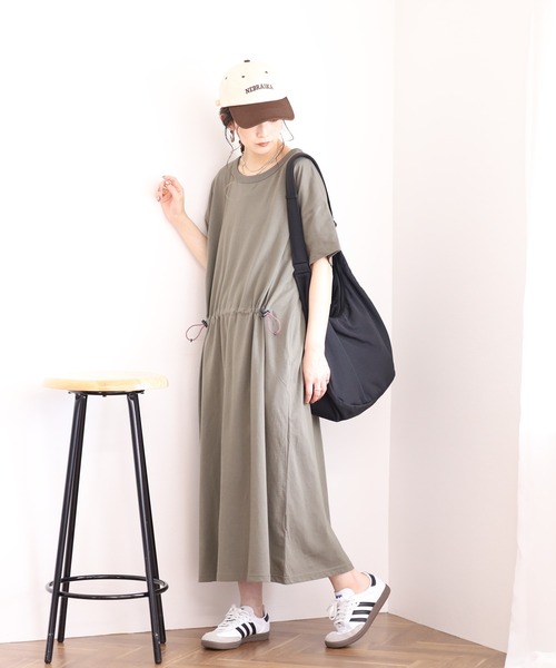 Arinomama(アリノママ)の「Arinomama 20s オーガニック天竺 シェイプウエスト ワンピース(ワンピース・レディース・ライトブラウン/ブラック/カーキ・FREE)」の19枚目の写真