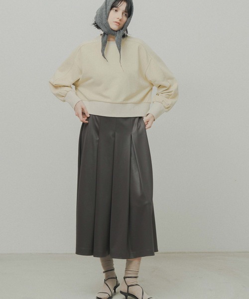 WHYTO.(ホワイト)の「「WHYTO. / ホワイト」leather like pleats pants(その他パンツ・レディース・ブラウン/ブラック・36/38)」の11枚目の写真
