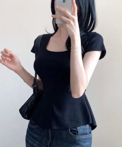 semplice(センプリチェ)の「Tシャツ【韓国ファッション】(Tシャツ/カットソー・レディース・ベージュ/ブラック・F)」の3枚目の写真