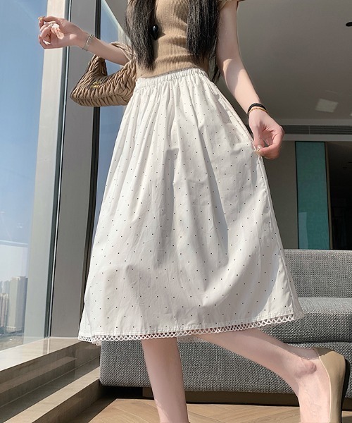 AMAJI(アマジ)の「レース切替 ドット柄 Aライン ミモレ丈 スカート(スカート・レディース・ホワイト/ブラック・LARGE/X-LARGE/XX-LARGE)」の3枚目の写真