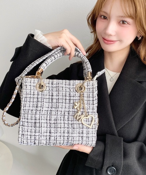 moment+(モーメントプラス)の「オリジナルチャーム付き2WAYツイードバッグ(ショルダーバッグ・レディース・ピンク/オフホワイト/ブラック/アイボリー・FREE)」の19枚目の写真