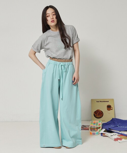 ALL NEW MART(オールニューマート)の「ピアノ グラフィックTシャツ(Tシャツ/カットソー・レディース・ライトブルー/ホワイト/ライトグレー・00)」の7枚目の写真