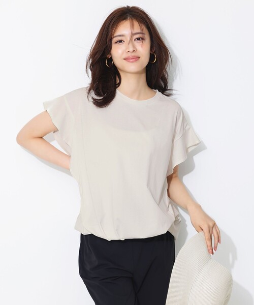 UNFILO(アンフィーロ)の「プレーティング フレアスリーブ Tシャツ(Tシャツ/カットソー・レディース・ホワイト系/ブラック系/グリーン系/ダークブラウン系/ベージュ系・X-LARGE)」の4枚目の写真