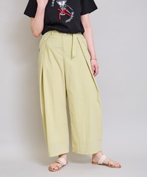 ウエストタックパンツ