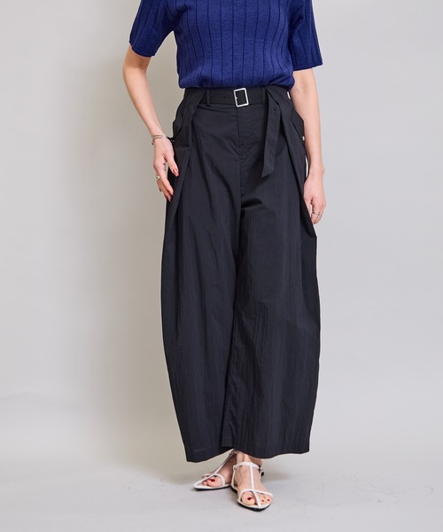 LHELBIE(レルビエ)の「ウエストタックパンツ(その他パンツ・レディース・ブラック/パープル/グリーン・M)」の8枚目の写真