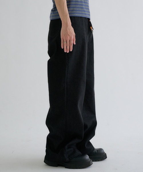 EPNK（イーピーエヌケー）の「Semi-flare denim / セミフレアデニム（デニムパンツ・メンズ・ブラック/グレー・LARGE/SMALL/MEDIUM）」の4枚目の写真