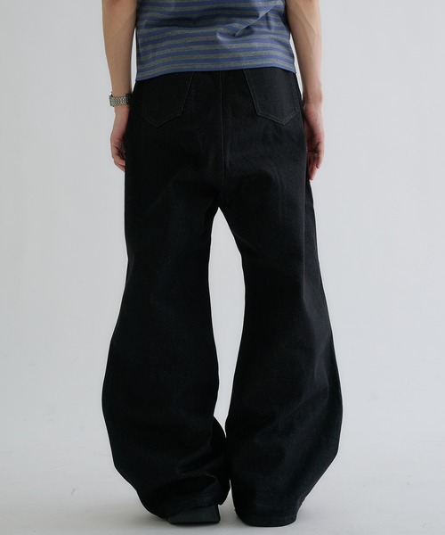 EPNK（イーピーエヌケー）の「Semi-flare denim / セミフレアデニム（デニムパンツ・メンズ・ブラック/グレー・LARGE/SMALL/MEDIUM）」の5枚目の写真