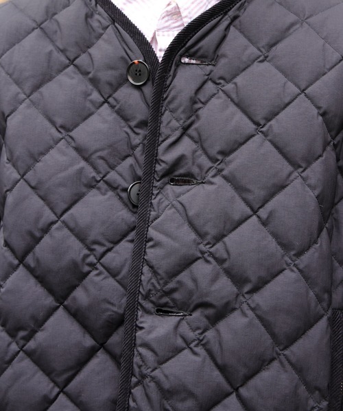 GYMPHLEX（ジムフレックス）の「Gymphlex/ジムフレックス　キルトダウンカラーレスジャケット　QUILT DOWN COLLARLESS JACKET　GY-A0431 NYM（ダウンジャケット/コート・レディース・グレイッシュベージュ/ブラック・14）」の20枚目の写真