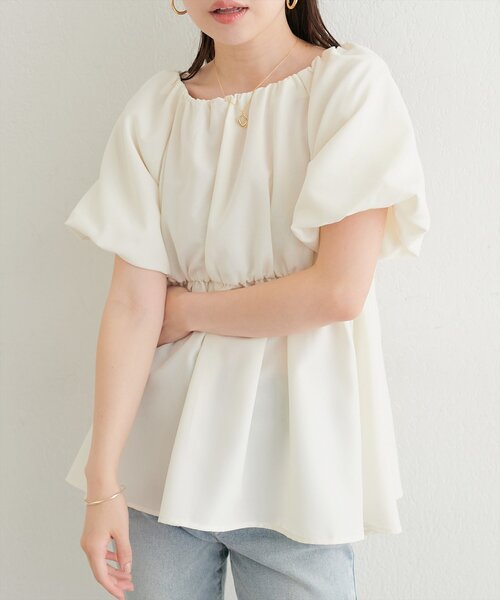 natural couture（ナチュラルクチュール）の「パフスリーブペプラムトップス（シャツ/ブラウス・レディース・ライトグレー/ブラック/オフホワイト/モカ・FREE）」の6枚目の写真
