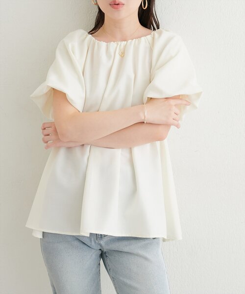 natural couture（ナチュラルクチュール）の「パフスリーブペプラムトップス（シャツ/ブラウス・レディース・ライトグレー/ブラック/オフホワイト/モカ・FREE）」の7枚目の写真