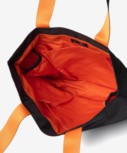 ALPAKA(アルパカ)の「ALPAKA / アルパカ Elements Tote (M) (Black Axoflux 210D) 撥水 軽量 PC トートバッグ(トートバッグ・メンズ・ブラック・FREE)」の10枚目の写真