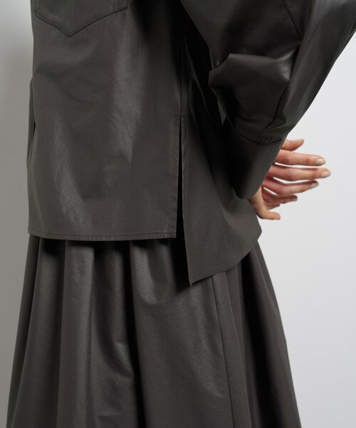 LANVIN en Bleu（ランバンオンブルー）の「フレアシャツ（シャツ/ブラウス・レディース・ブルー系その他/ブラック/チャコールグレー・38）」の9枚目の写真