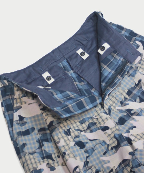 amok(アモク)の「CHECK CAMO SHORT PANTS(その他パンツ・メンズ・カーキ/ブルー・S/M/L)」の4枚目の写真