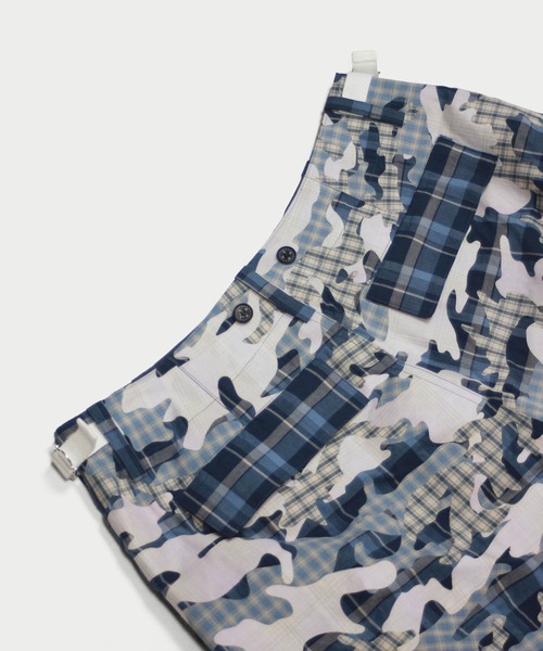 amok(アモク)の「CHECK CAMO SHORT PANTS(その他パンツ・メンズ・カーキ/ブルー・S/M/L)」の3枚目の写真