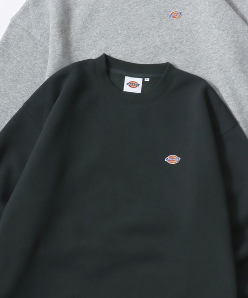 Dickies(ディッキーズ)の「Dickies/ディッキーズ 別注 オーバーサイズ 裏起毛 ミニロゴワッペン ワンポイント刺繍 スウェット トレーナー/長袖 トップス プルオーバー/レディース メンズ(スウェット・メンズ・ダークグリーン/ブラック/グレー/ネイビー/アッシュグレー/ホワイト/ブラウン・M/L/XL)」の6枚目の写真