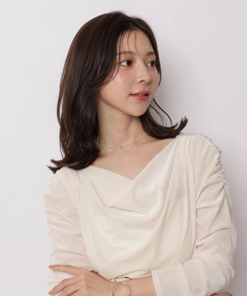 Apuweiser-riche（アプワイザーリッシェ）の「ドレープベロアカットソー（Tシャツ/カットソー・レディース・ブラック/オフホワイト/モカ・2）」の7枚目の写真
