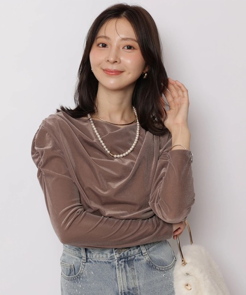 Apuweiser-riche（アプワイザーリッシェ）の「ドレープベロアカットソー（Tシャツ/カットソー・レディース・ブラック/オフホワイト/モカ・2）」の19枚目の写真