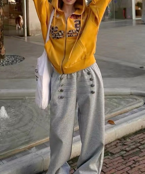 Vipoa（ヴィポア）の「Napoleon stud sweat pants（スウェットパンツ・レディース・ブラック/グレー/ホワイト/ライトグレー・FREE）」の13枚目の写真