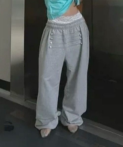 Vipoa（ヴィポア）の「Napoleon stud sweat pants（スウェットパンツ・レディース・ブラック/グレー/ホワイト/ライトグレー・FREE）」の17枚目の写真