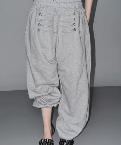 Vipoa（ヴィポア）の「Napoleon stud sweat pants（スウェットパンツ・レディース・ブラック/グレー/ホワイト/ライトグレー・FREE）」の18枚目の写真