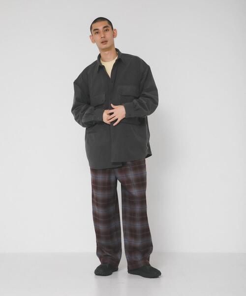 EKAL(エカル)の「SOLOTEX コーデュロイシャツ(シャツ/ブラウス・メンズ・ブラック/グレー系その他・MEDIUM/LARGE)」の20枚目の写真