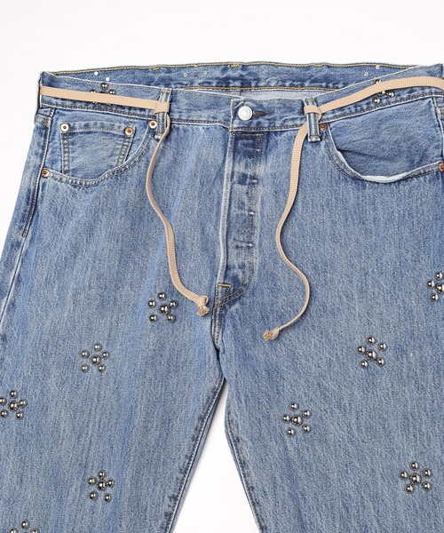 DISCOVERED(ディスカバード)の「Flower Ramponi Studs Denim Pants(デニムパンツ・メンズ・インディゴブルー・FREE)」の7枚目の写真