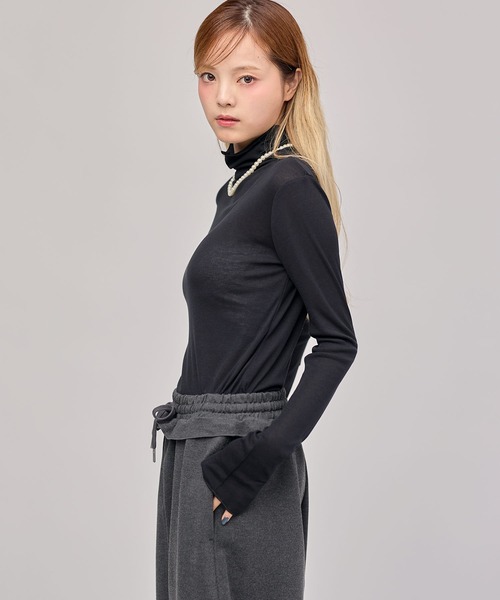 MSGirl(エムエスジーガール)の「シアータートルネックメロウトップス(Tシャツ/カットソー・レディース・グレー/ホワイト/ブラック/ブラウン・M)」の15枚目の写真