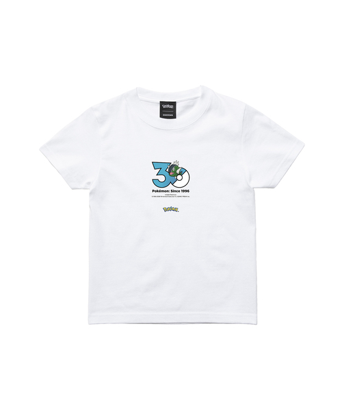 ZOZOSPOT(ゾゾスポット)の「Pokemon 30th Anniversary 1025 T-shirt 「バスラオ(しろすじのすがた)」(Tシャツ/カットソー・レディース・ホワイト・SMALL/MEDIUM/LARGE/X-LARGE/XX-LARGE/XXX-LARGE/100cm/110cm/120cm/130cm/140cm/150cm/160cm)」の2枚目の写真