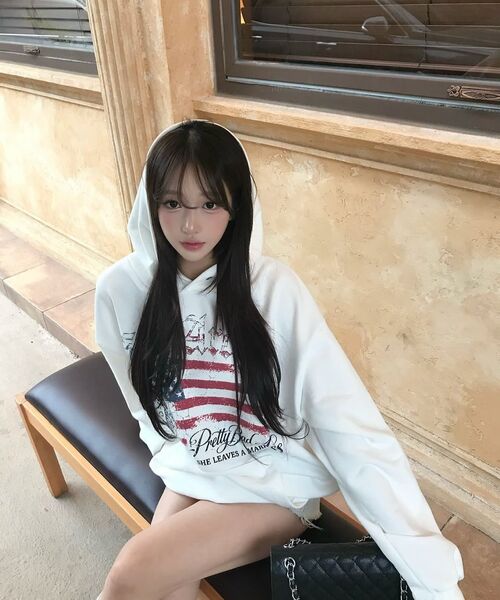 GILAARCHIVE(ギラアーカイブ)の「USAロゴ ガール オーバーサイズフーディー ホワイト(パーカー・レディース・その他・LARGE/MEDIUM)」の10枚目の写真